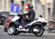 Piaggio MP3 Hybrid